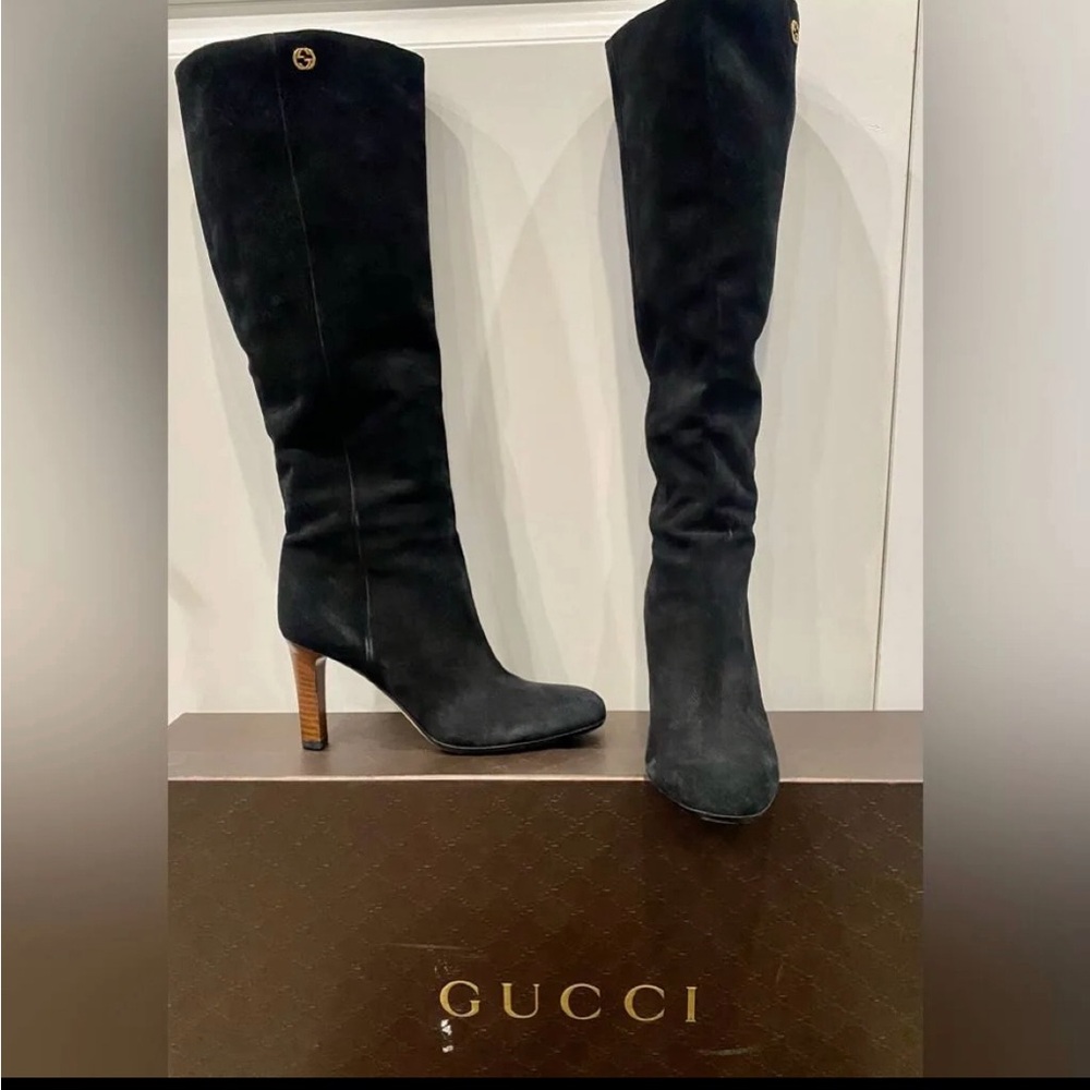 GUCCI authentic Black Suede Heeled Boots